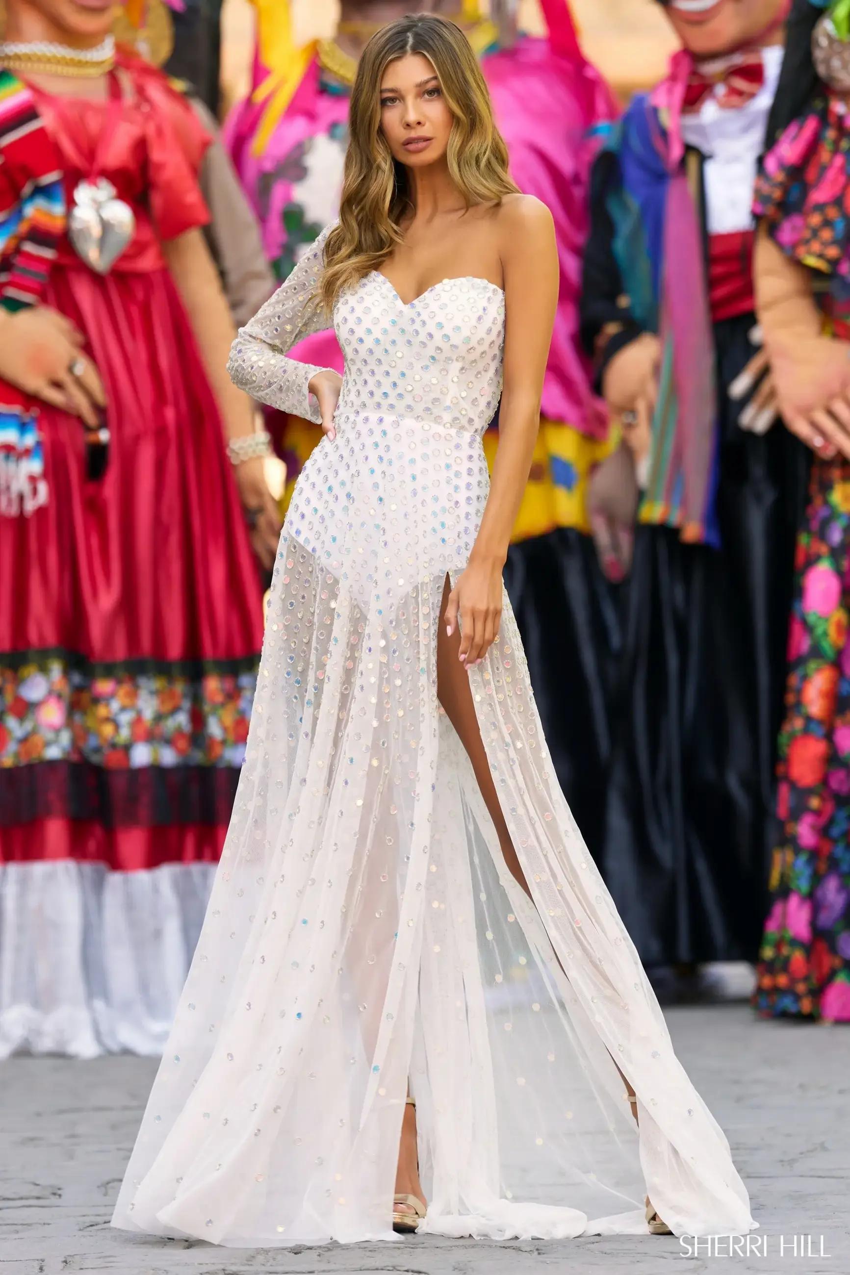 Unique Prom Dresses: Stand Out at Prom! Image